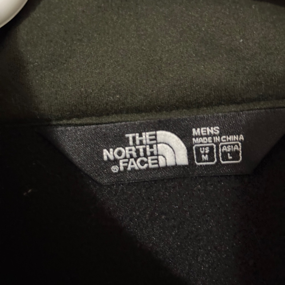 North face jacket - Picture 6 of 9